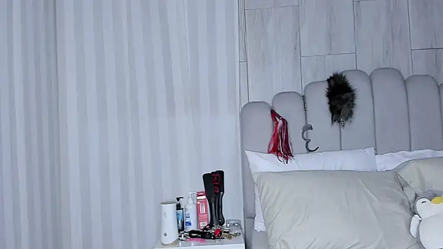 mileyerikson online show from 09.25.25