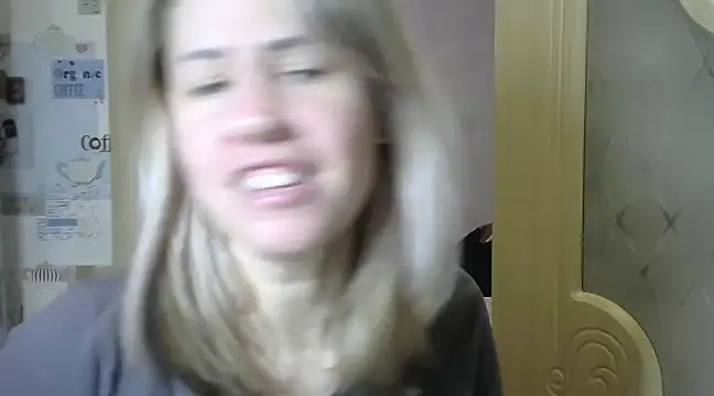 Snapshot of TherestlessKitty chatting on 01.14.25 TherestlessKitty online show from 01.14.25