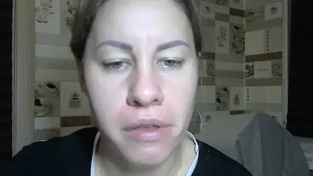 Snapshot of TherestlessKitty chatting on 09.14.25 TherestlessKitty online show from 09.14.25