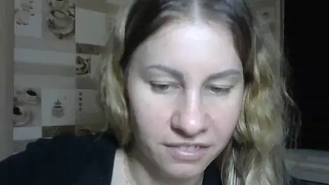 Snapshot of TherestlessKitty chatting on 10.25.25 TherestlessKitty online show from 10.25.25