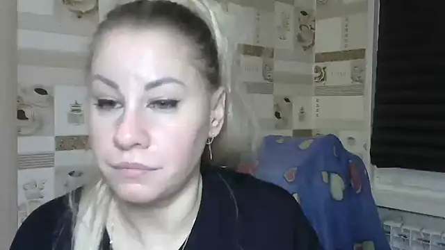 TherestlessKitty online show from 12.18.25