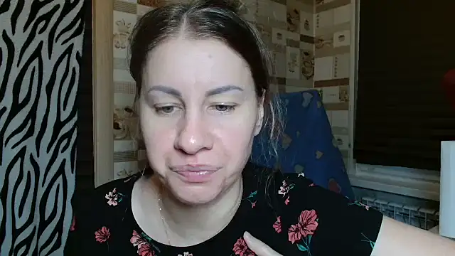 TherestlessKitty online show from 02.19.26