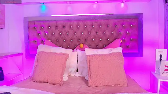 Tayzon Foxxx online show from 11.05.25