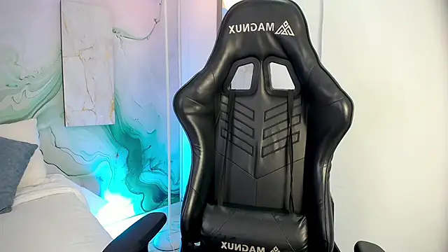 Tayzon Foxxx online show from 03.29.26