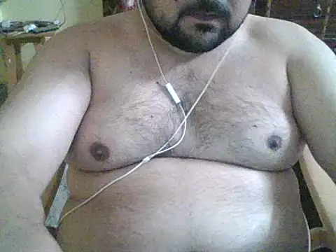 ARYANAVAILABLE online show from 02.06.25