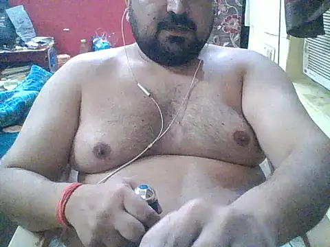 ARYANAVAILABLE online show from 09.16.25