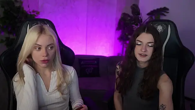 Britney054 online show from 02.15.26