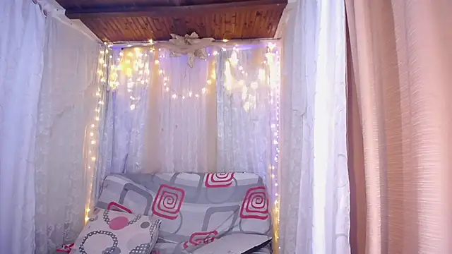 Ana off alana online show from 02.14.25