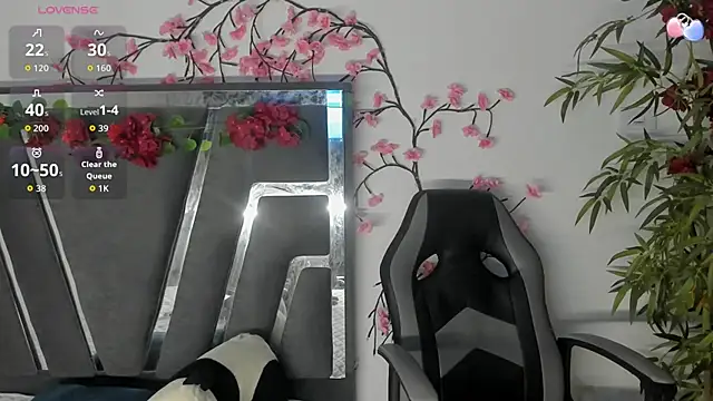 Black Rose2 online show from 10.27.25