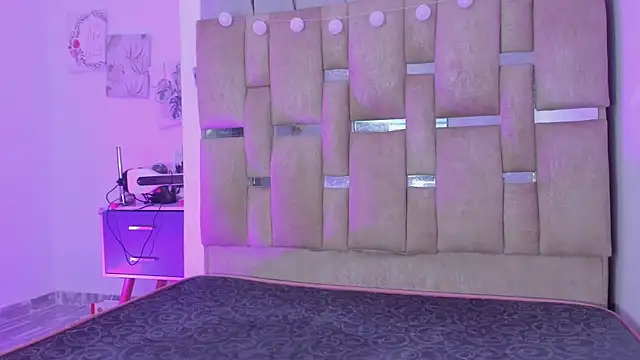 Black Rose2 online show from 12.19.25