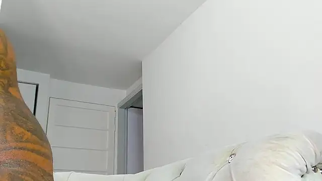 Makonneen online show from 11.26.25