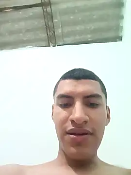 Rogersmit2 online show from 02.14.25