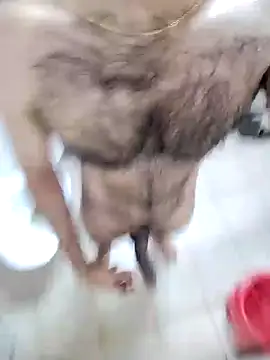 Snapshot of hairy_gun chatting on 01.13.25 hairy gun online show from 01.13.25