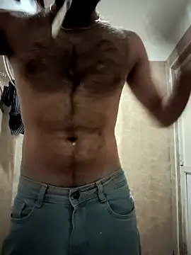 Snapshot of hairy_gun chatting on 02.02.25 hairy gun online show from 02.02.25