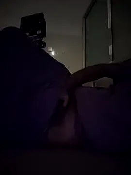 Snapshot of hairy_gun chatting on 03.03.25 hairy gun online show from 03.03.25