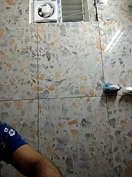 Snapshot of hairy_gun chatting on 03.13.25 hairy gun online show from 03.13.25