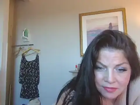 Snapshot of paiday chatting on 03.05.25 paiday online show from 03.05.25