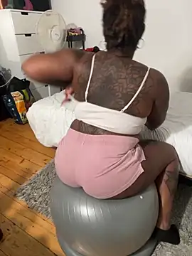 Goddess Nafeesha online show from 10.06.25