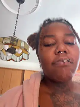 Goddess Nafeesha online show from 10.11.25