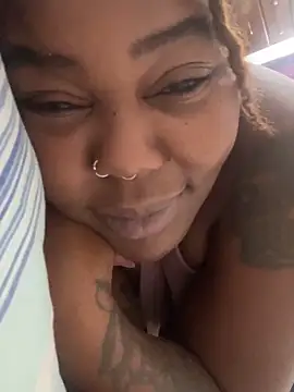 Goddess Nafeesha online show from 10.12.25