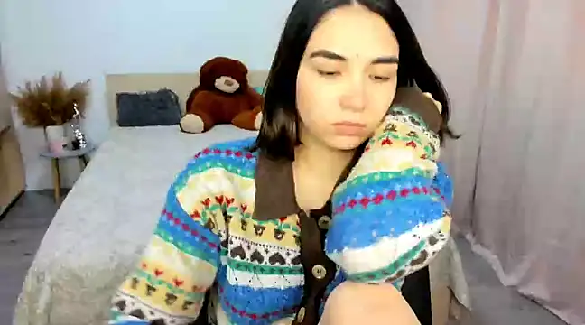 Alexa Dolly12 online show from 01.25.25