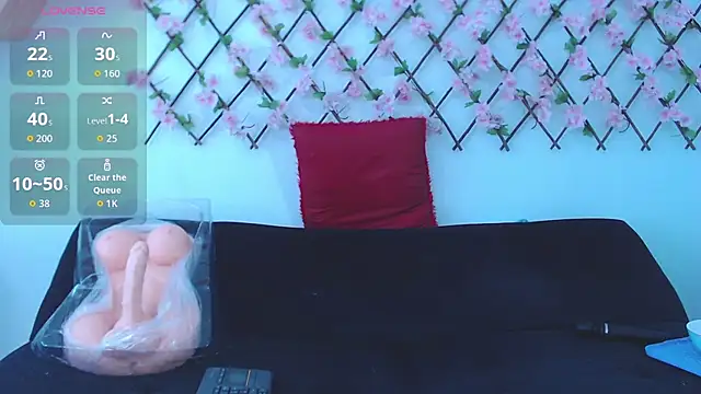 tiffany gomez9 online show from 10.19.25