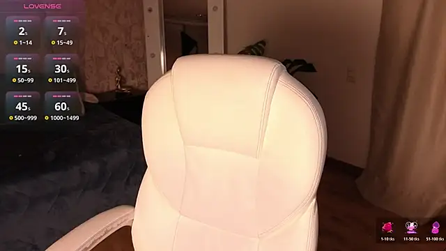 loly marce online show from 11.18.25