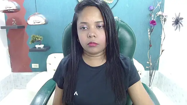 Snapshot of Melikasweetz chatting on 01.27.25 Melikasweetz online show from 01.27.25