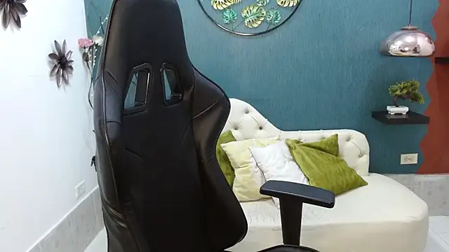 Snapshot of Melikasweetz chatting on 03.11.25 Melikasweetz online show from 03.11.25