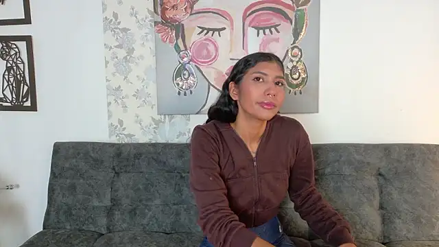 Snapshot of taty_miller chatting on 02.01.26 taty miller online show from 02.01.26