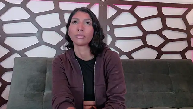 Snapshot of taty_miller chatting on 02.02.26 taty miller online show from 02.02.26