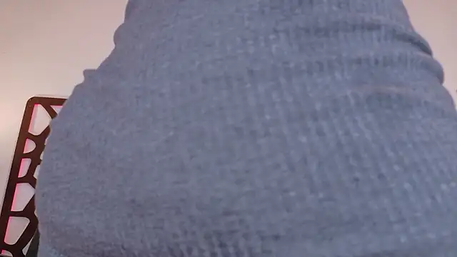 Snapshot of taty_miller chatting on 02.04.26 taty miller online show from 02.04.26