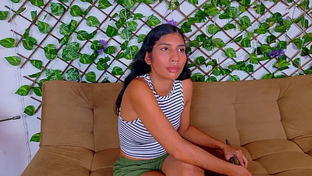 Snapshot of taty_miller chatting on 02.11.26 taty miller online show from 02.11.26