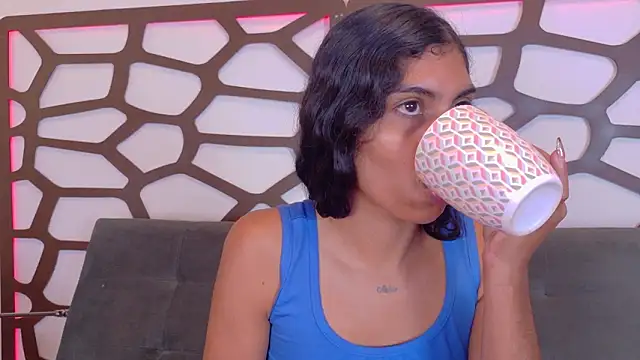 Snapshot of taty_miller chatting on 02.22.26 taty miller online show from 02.22.26