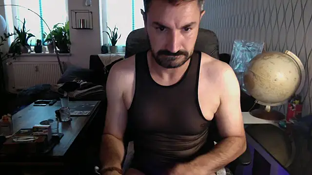Snapshot of tomz0819 chatting on 07.06.26 tomz0819 online show from 07.06.26