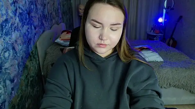 Jenny Fox online show from 11.07.25