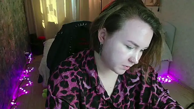 Snapshot of Jenny_Fox chatting on 04.29.26 Jenny Fox online show from 04.29.26