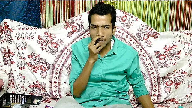 Snapshot of Alex_Suman25 chatting on 02.06.25 Alex Suman25 online show from 02.06.25