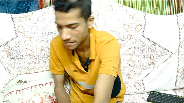 Snapshot of Alex_Suman25 chatting on 02.12.25 Alex Suman25 online show from 02.12.25