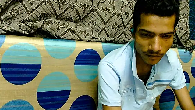 Snapshot of Alex_Suman25 chatting on 02.19.25 Alex Suman25 online show from 02.19.25