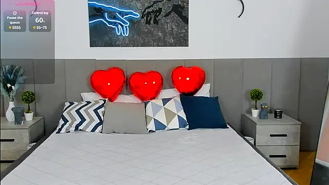 MiaBecky online show from 02.11.25