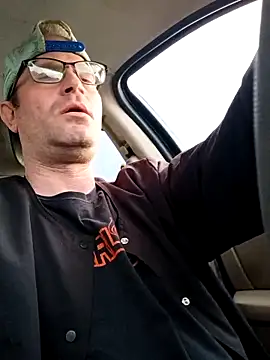 crazycam619 online show from 04.13.26