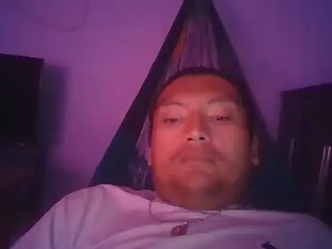 Snapshot of daniel4444Cu chatting on 05.21.26 daniel4444Cu online show from 05.21.26