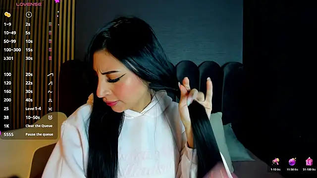 Nicolette ks  online show from 02.10.26