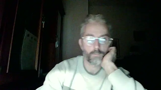 Snapshot of dedalus84 chatting on 03.21.26 dedalus84 online show from 03.21.26