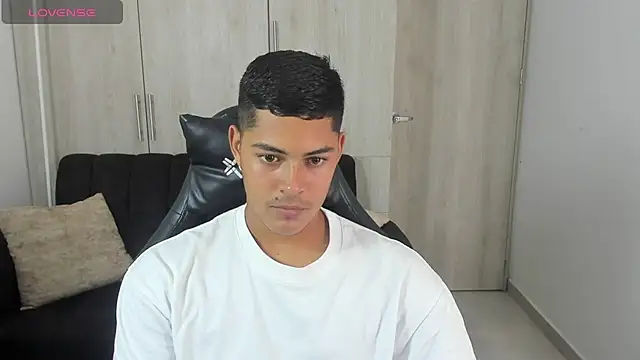 Iamdylan777 online show from 10.15.25