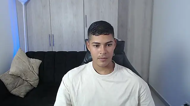 Iamdylan777 online show from 10.23.25