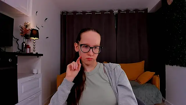 BettyBrowni online show from 02.16.25