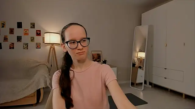 BettyBrowni online show from 03.15.25