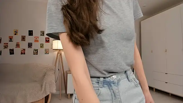 BettyBrowni online show from 03.22.25